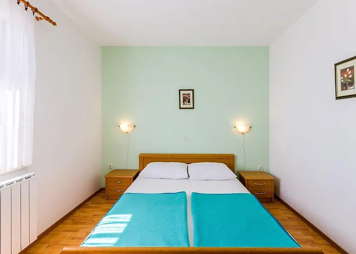 Komfortables Nur 500 Meter Zum Mit Meerblick, Privatem Balkon, Grill