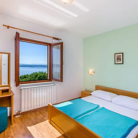 Apartmán Komfortables Nur 500 Meter Zum Mit Meerblick, Privatem Balkon, Grill Dramalj