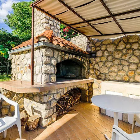 Apartmán Komfortables Nur 500 Meter Zum Mit Meerblick, Privatem Balkon, Grill