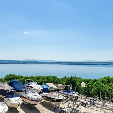 Komfortables Nur 500 Meter Zum Mit Meerblick, Privatem Balkon, Grill Apartmán *