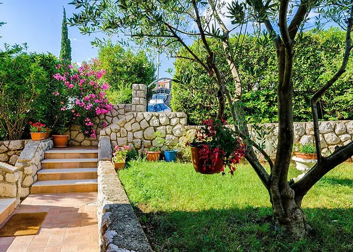 Komfortables Nur 500 Meter Zum Mit Meerblick, Privatem Balkon, Grill *